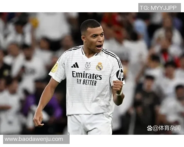 足球明星假摔引发争议点球判罚背后的公平与公正问题探讨